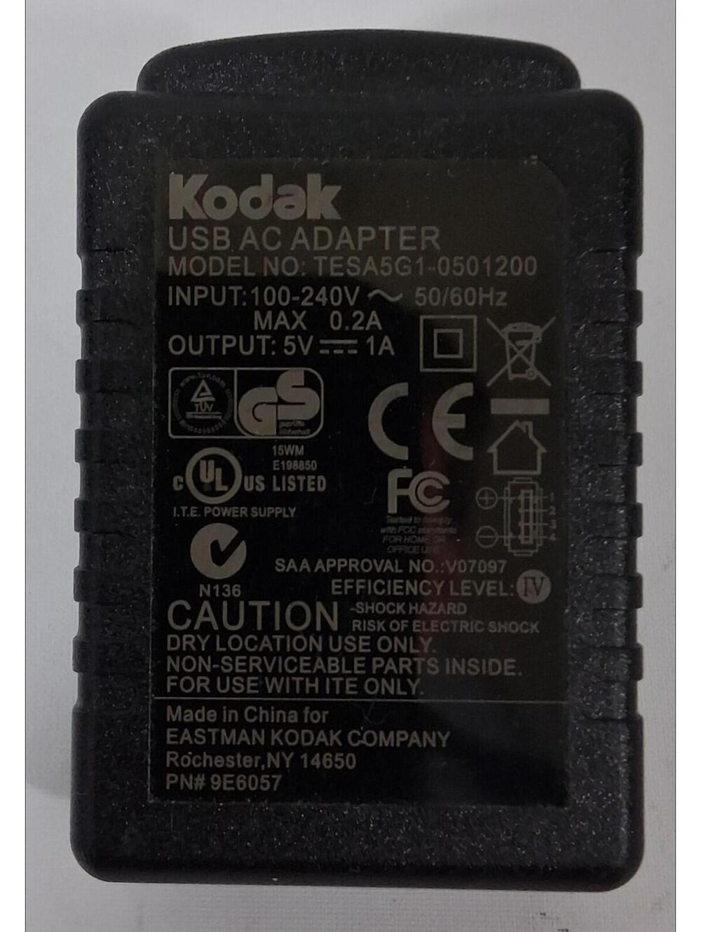 KODAK Model TESA5G1-05012100 USB AC/DC Adapter In 100-240V Out 5VDC 1A 9E6057